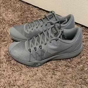 Nike Gray Athletic Shoes with Mesh Upper and Sporty Silhouette Nike | Shoes | Nike Gray Athletic Running Shoes With Mesh  main image 3